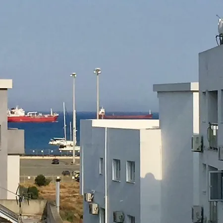 Seafront Apart. * Λάρνακα